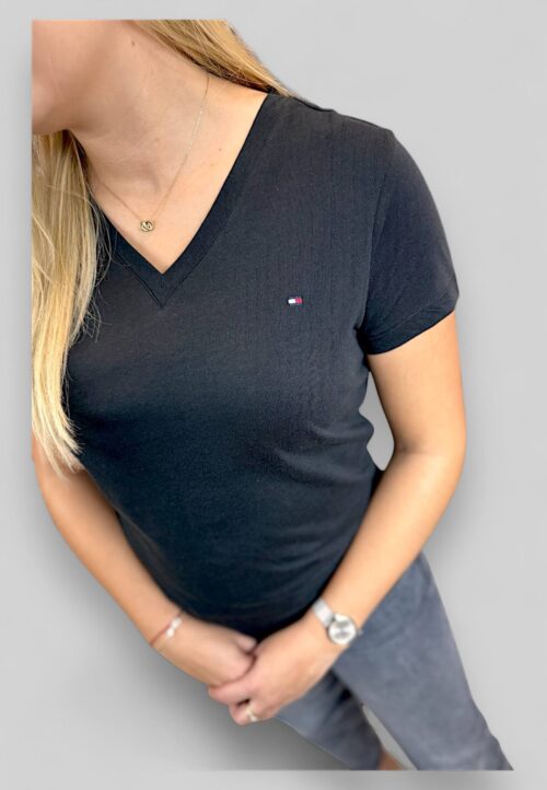 t-shirt tommy hilfiger